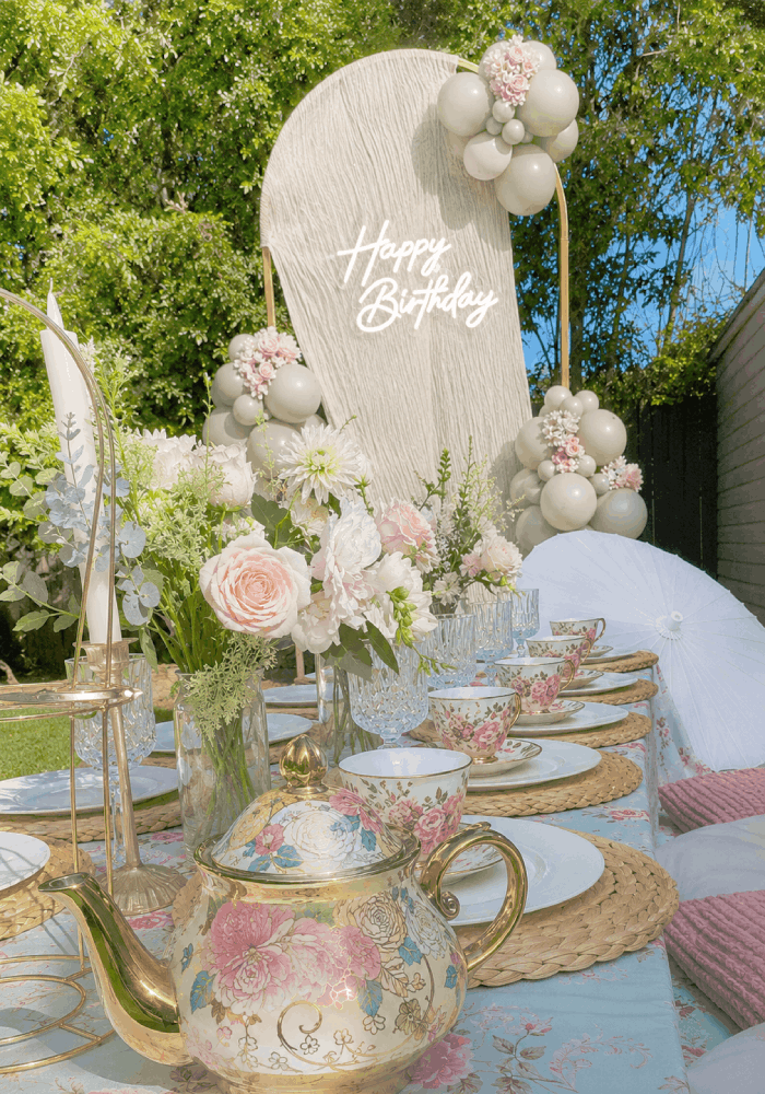 Pasadena_picnics_teaParty