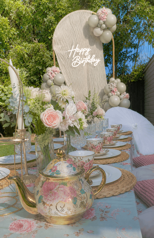 Pasadena_picnics_teaParty